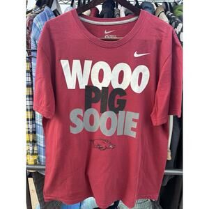 Arkansas Razorbacks T-shirt XL Men's WOO PIG SOOIE Team Colors w/ Nike Swoosh